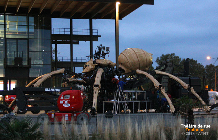 Photo Halle de la Machine - Araigne